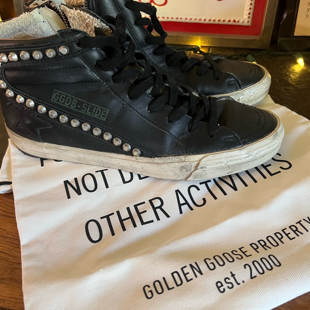 Golden Goose 🖤❣️Slide Sneakers with Black and Cream Accents with dust bag